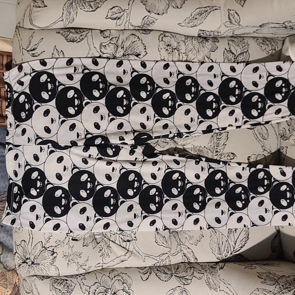 Panda Leggings- L - Picture 1 of 2